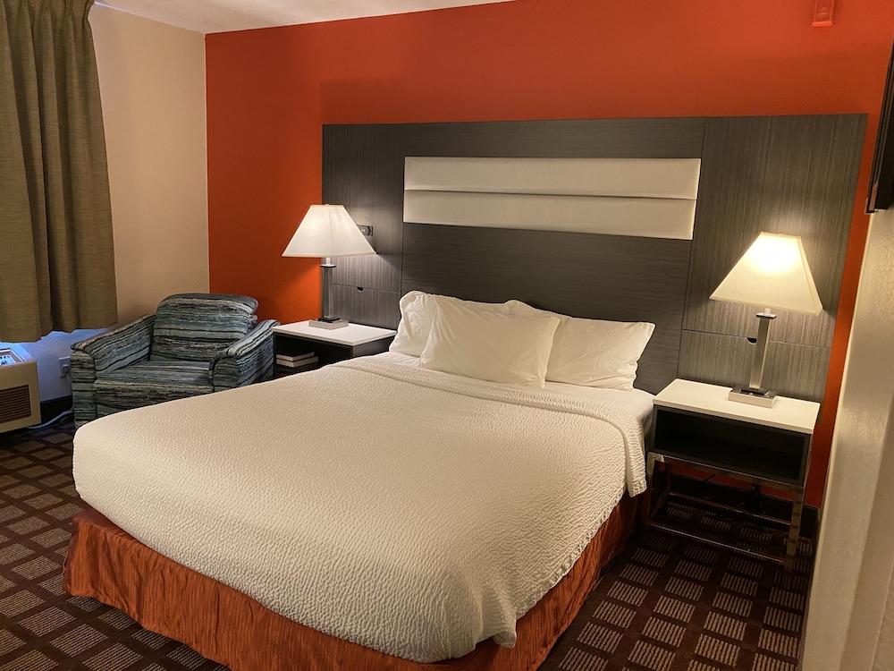 Americinn By Wyndham Hudson Εξωτερικό φωτογραφία